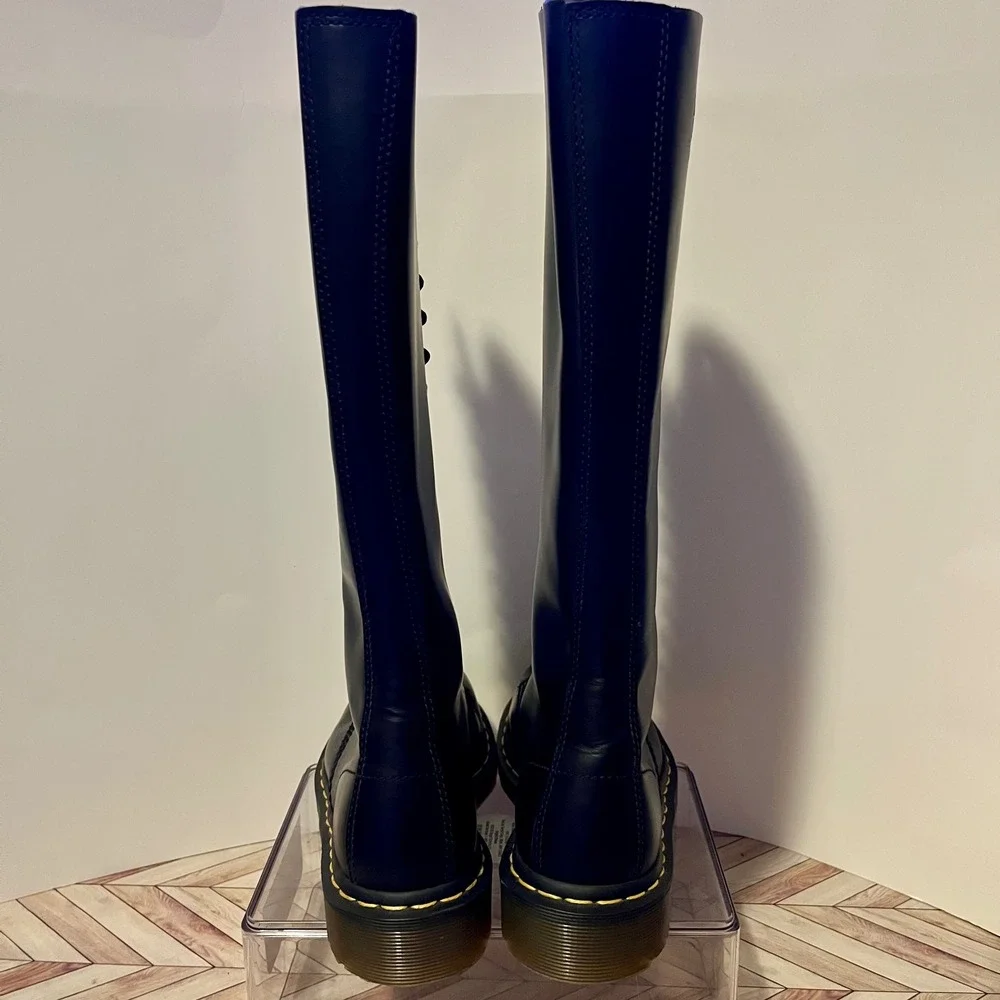 Dr Martens 11300 Knee High 20 Eye Womens 5 Boots Black Leather Lace Up Goth Punk